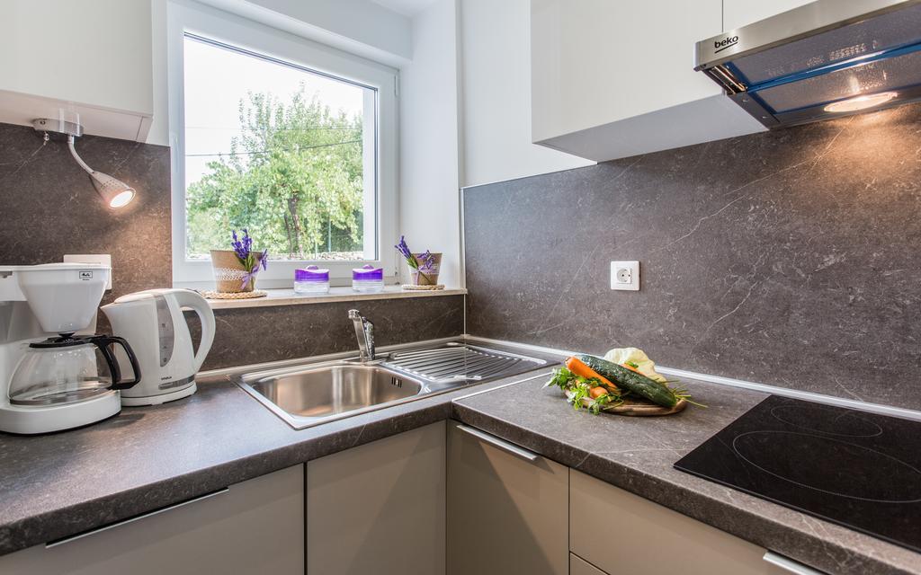 Sunrise Apartment Risika Ngoại thất bức ảnh
